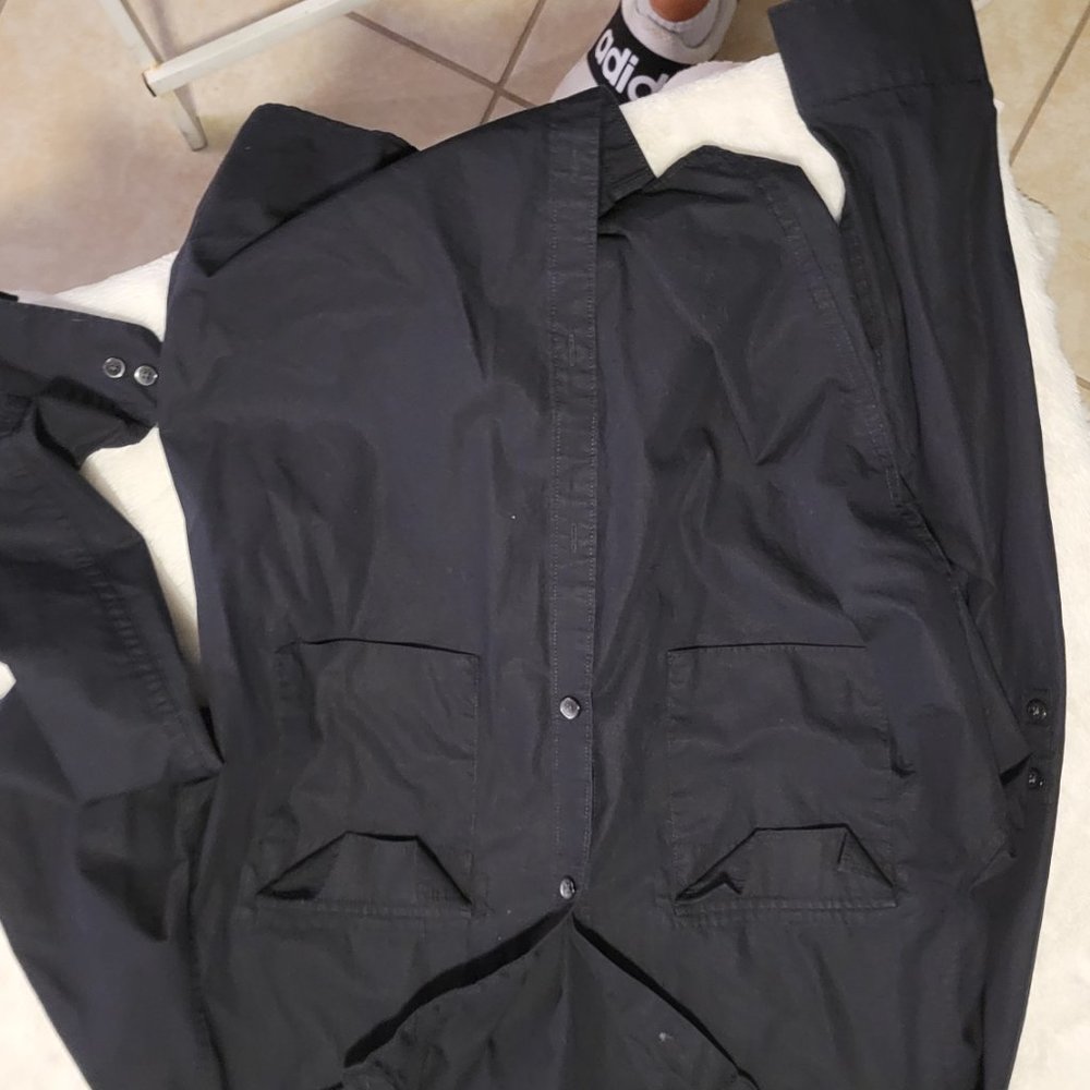 CALVIN KLEIN MENS LONG SLEEVE BLACK BUTTON UP TOP - Picture 3 of 3